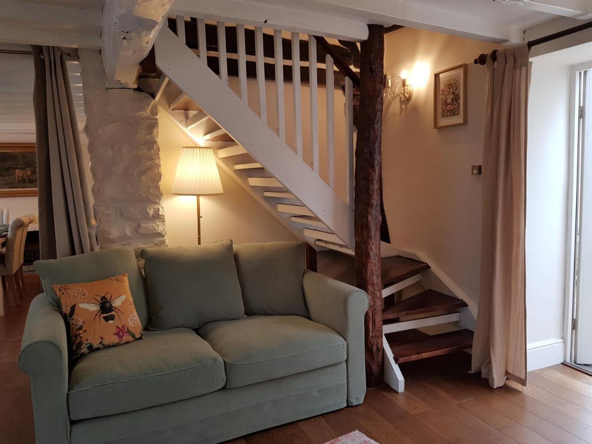 Cruck Holiday home